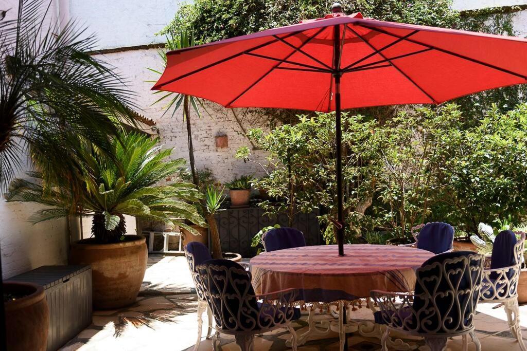 Agradable Cuarto De Hostal Sobre El Centro, Valle 巴耶德布拉沃 外观 照片