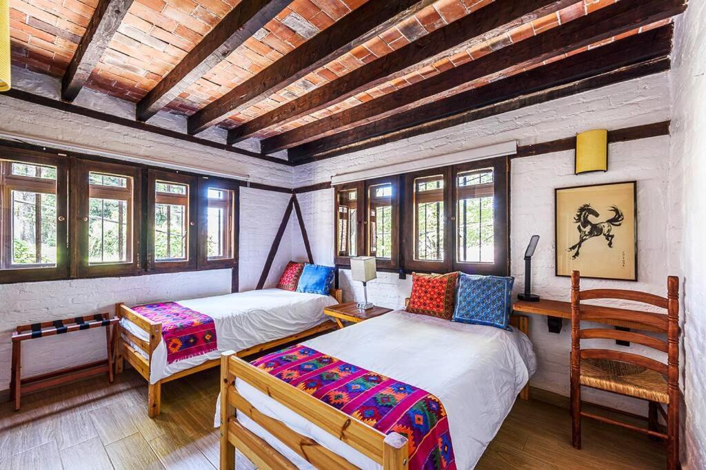 Agradable Cuarto De Hostal Sobre El Centro, Valle 巴耶德布拉沃 外观 照片